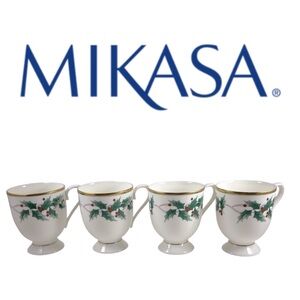 Mikasa Ribbon Holly Mugs Set of 4; Bone China; Excellent, Like New